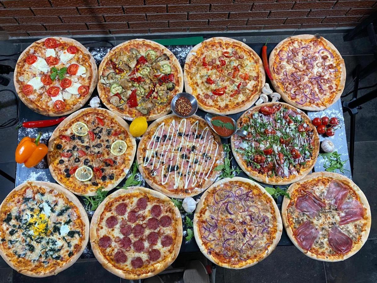 Han Pizza&Pasta Domnesti  Экстерьер фото